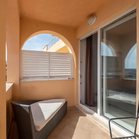 Lejlighed Apartman Carlo *
